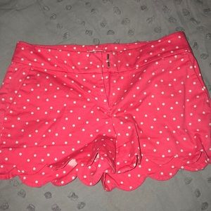 Crown&Ivy Size 2 scallop shorts!